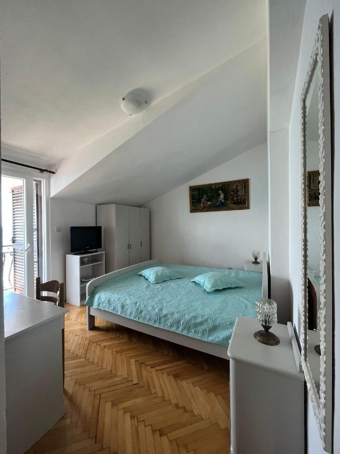 Apartma Marinac *